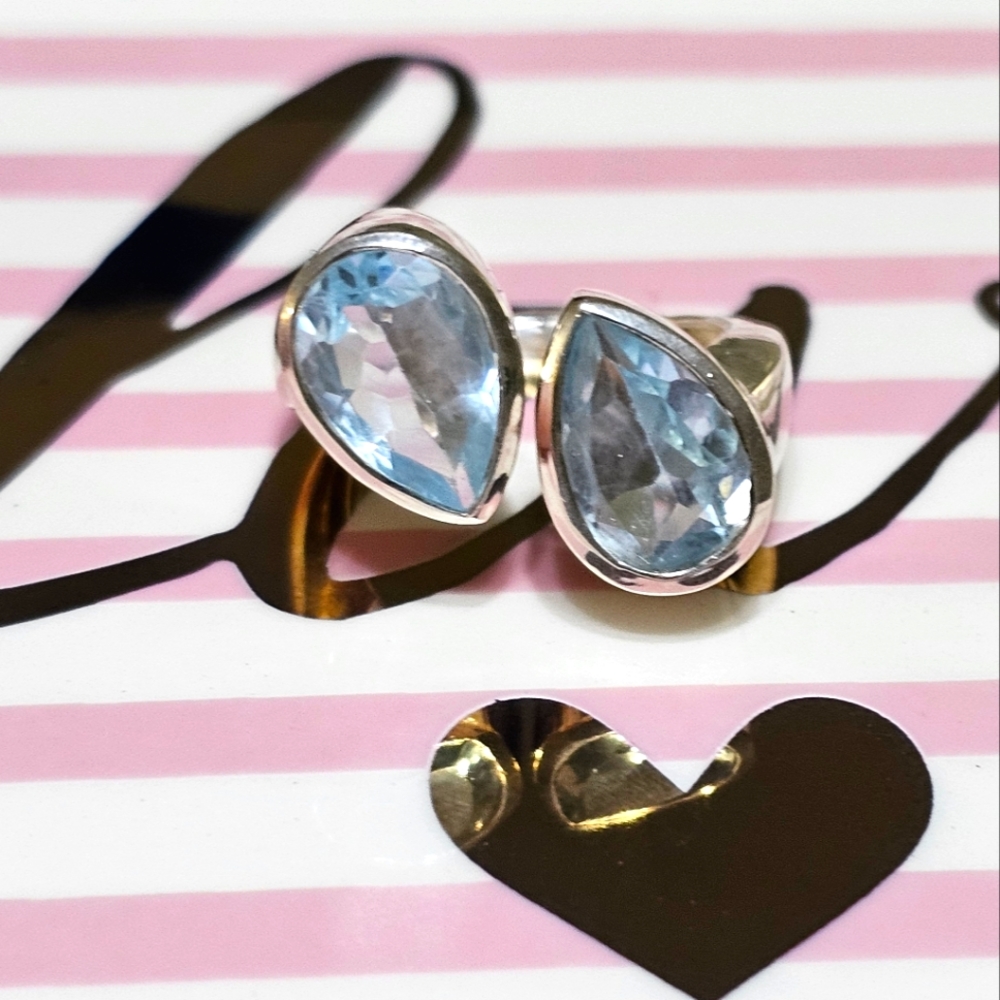 Blue topaz ring